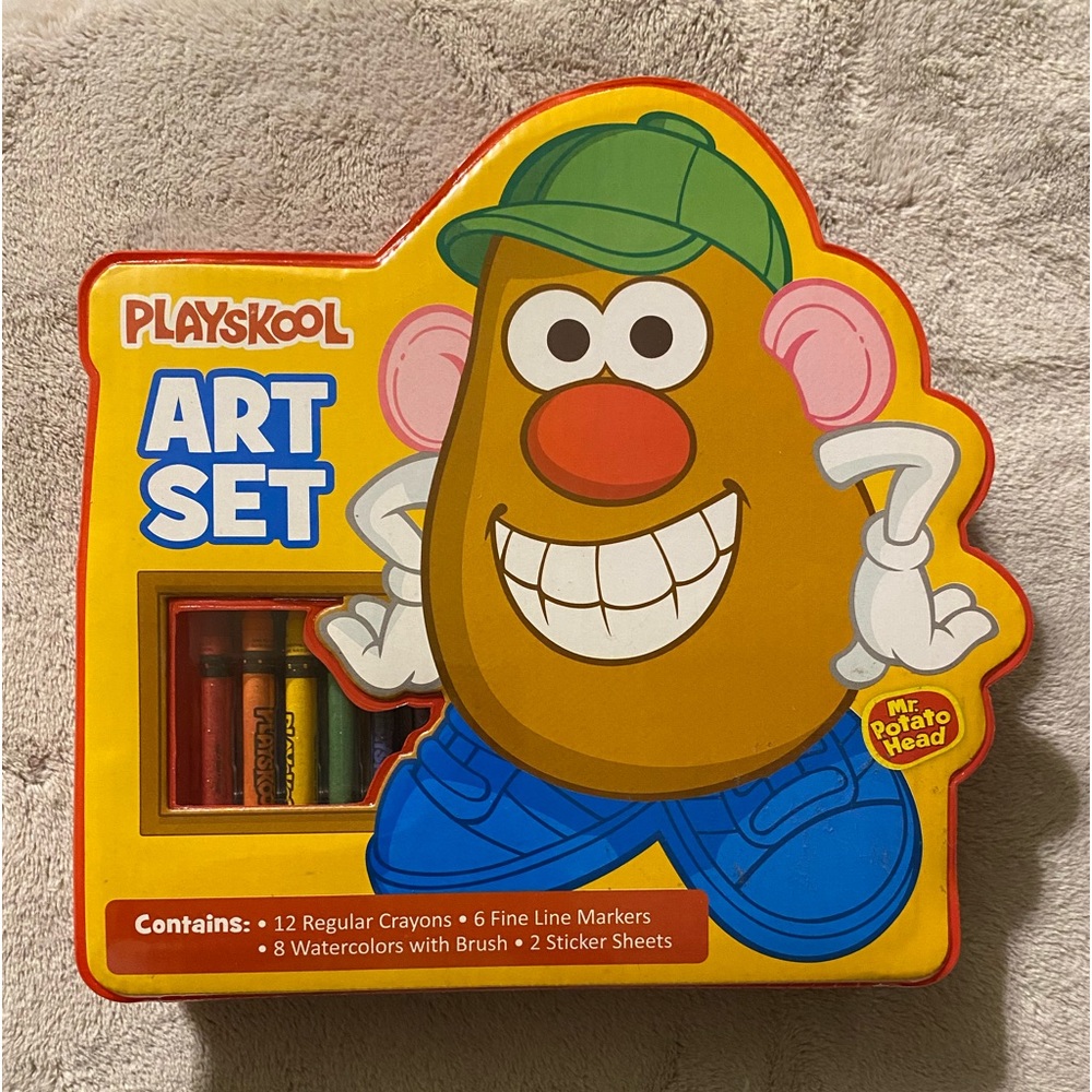 Plays look Art set